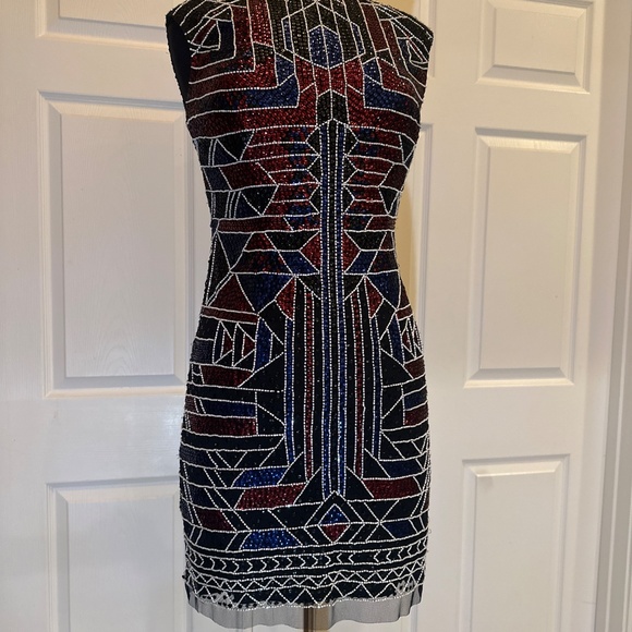 Formal dress - Picture 13 of 16